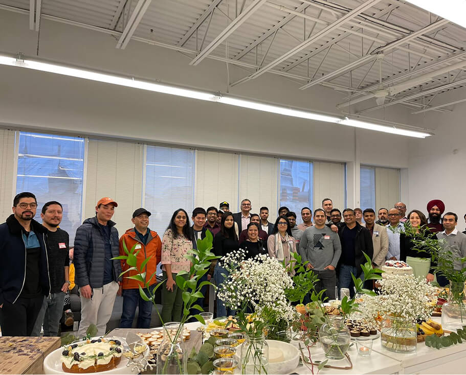 Team image at ML arteka office